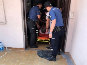 Kağıthane’de Şizofreni Hastası Kadın Mahalleyi Ayağa Kaldırdı