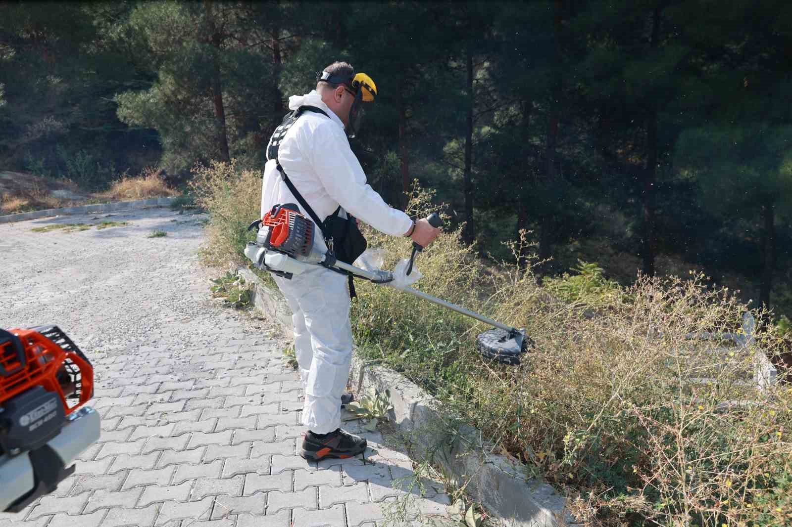 tokat-ta-35-mezarligin-bakimi-icin-yeni-makineler-hizmete-alindi
