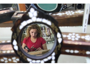 5 Metrekarede Üretiyor Dünyaya Satıyor