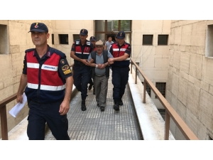 Köy Meydanındaki Cinayetin Zanlısı Tutuklandı