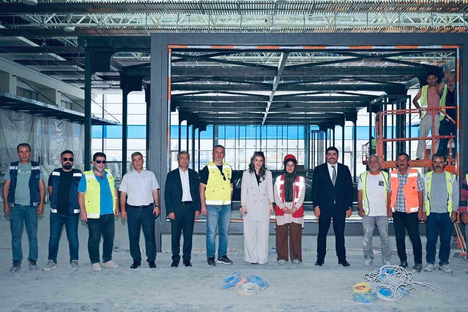 milletvekili-olmeztoprak-tan-havalimani-incelemesi