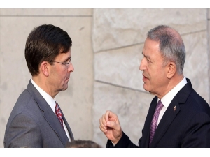 Bakan Akar Abd’li Mevkidaşı Esper İle Telefonda Görüştü