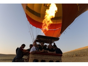 2 Bin 300 Yıllık Antik Kent Dara’da Sıcak Hava Balonu İle İlk Uçuş Gerçekleştirdi