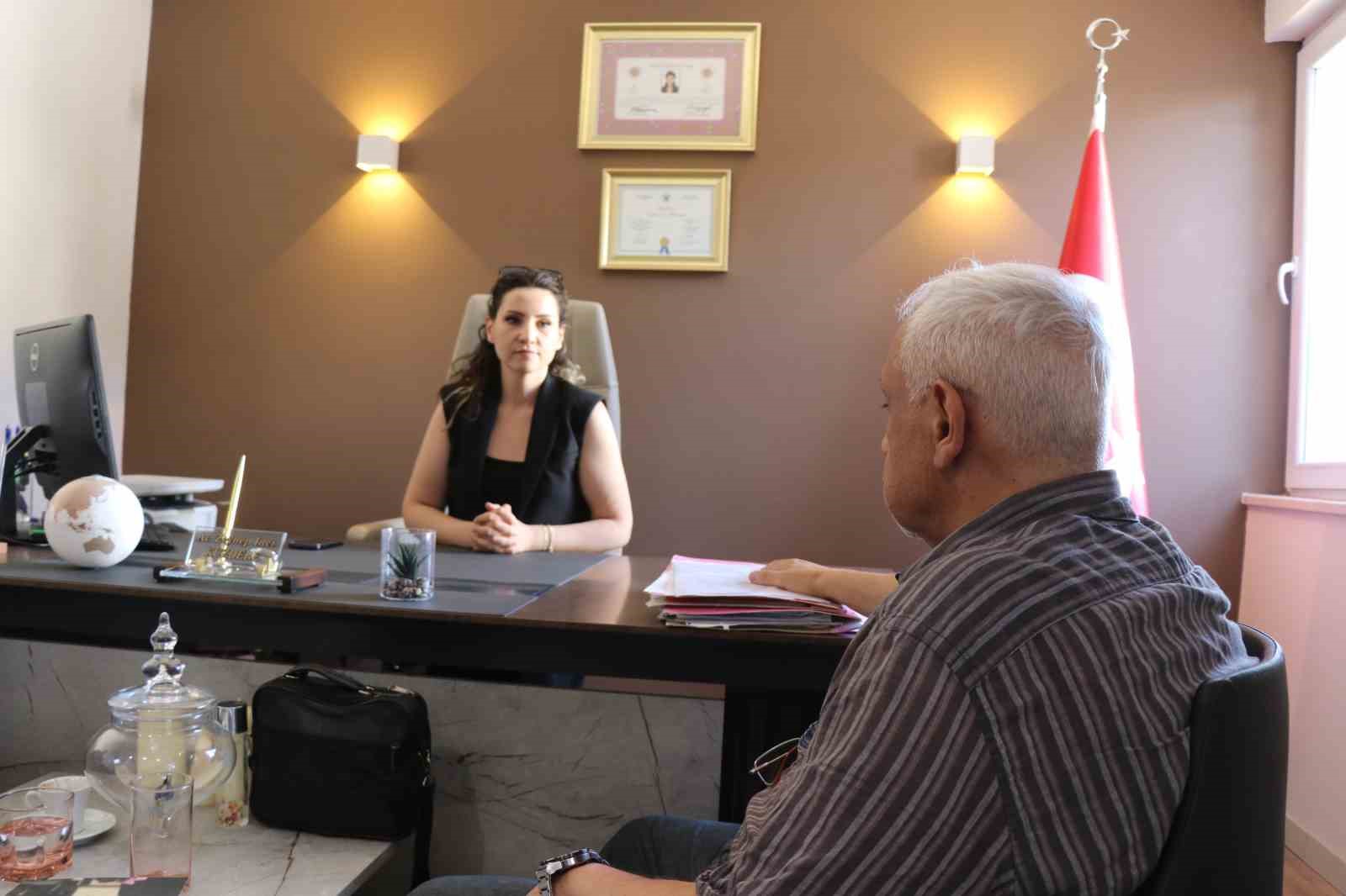 ikram-kavgasinin-perde-arkasini-darp-edilen-doktorun-avukat-kizi-anlatti