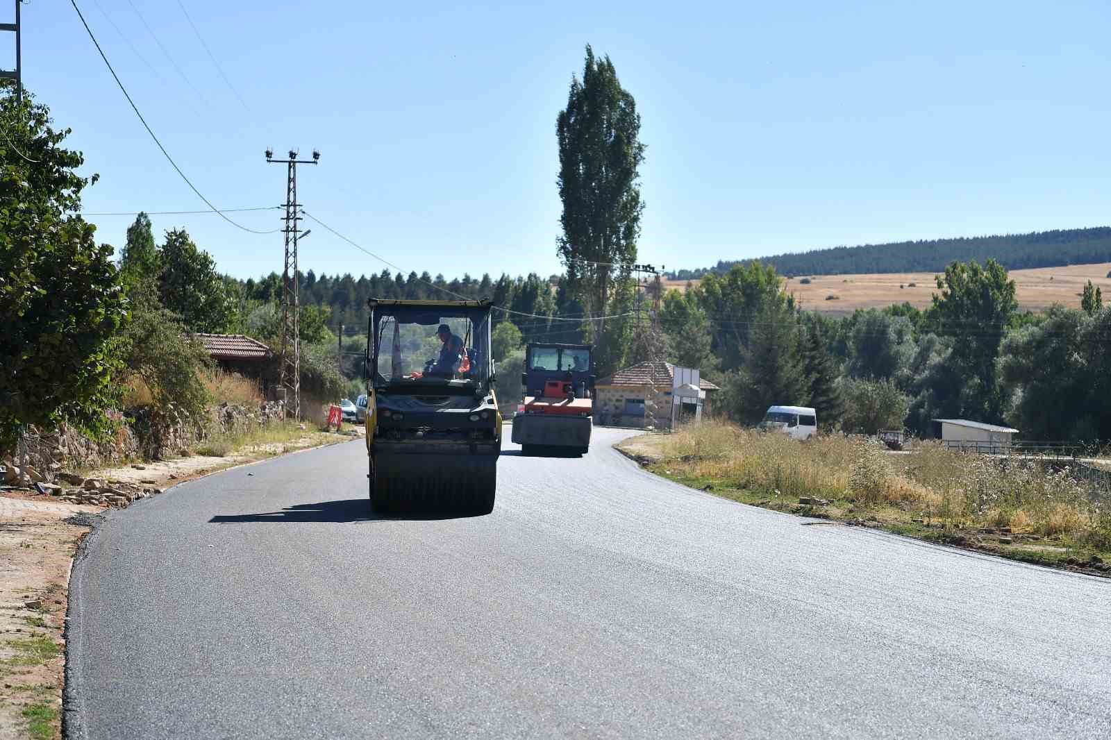 buyuksehir-den-felahiye-buyuktoraman-mahallesi-ne-16-8-milyon-tl-lik-ulasim-yatirimi