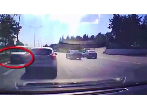 Çevre Yolunda Ters Yönden Giden Araç Tehlike Saçtı