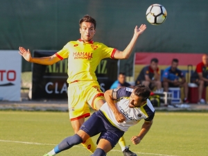 Göztepe’ye Tanıdık Sol Bek: Leo Schwechlen