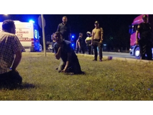 Çocuklarını Göremediğini Söyleyen Baba Boğazına Bıçak Dayadı