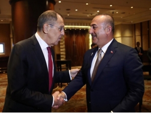 Bakan Çavuşoğlu, Lavrov’la Görüştü
