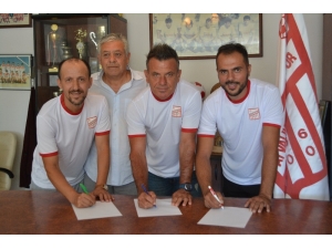 Ayvalıkgücü Belediyespor’un Alt Yapısı Ustalara Emanet