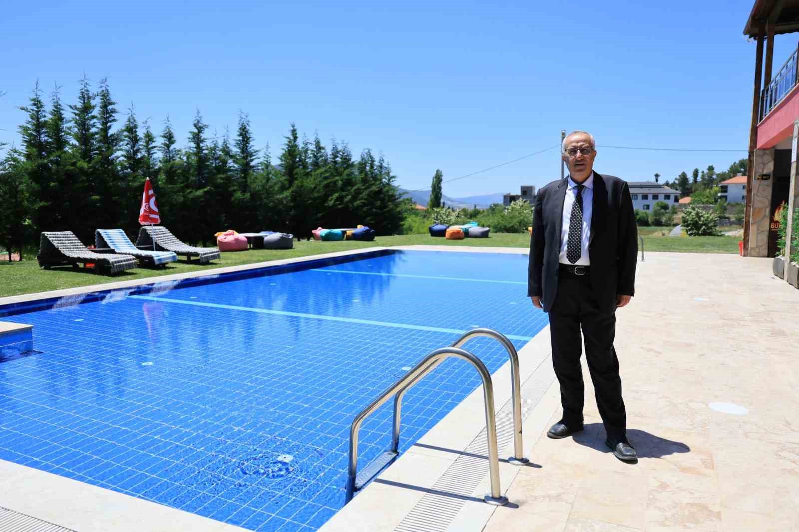 denizli-nin-denize-acilan-kapisi-cameli-gelecege-kulac-atiyor