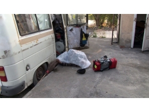 Ankara’da 20 Yıldır Minibüste Yaşayan Cafer Dede Hayatını Kaybetti