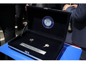 Adnan Menderes’in Makam Aracının Anahtarları Artık Aydın Valiliğinde