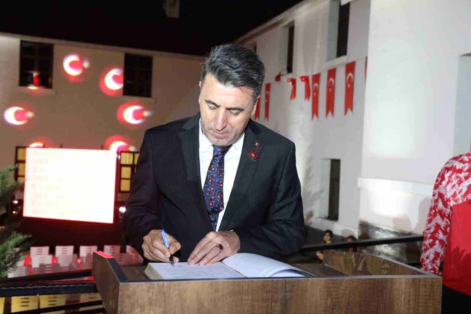 vali-aygol-ortak-gelecegimizi-birlikte-insa-etmek-en-onemli-sorumlulugumuzdur