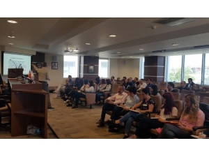 Trakya Üniversitesi Sürekli Eğitim Merkezi Ve Etso İşbirliğinde Liderlik Eğitimi Verildi