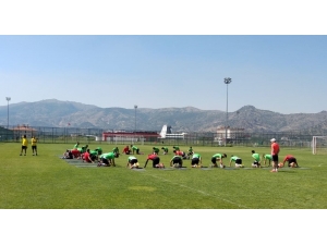 Futbol Takımlarının Yaz Kampı Tercihi Afyonkarahisar Oldu