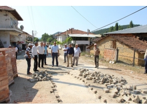 Şaphane’de Köylerde Kilitli Parke Taşı Çalışmaları