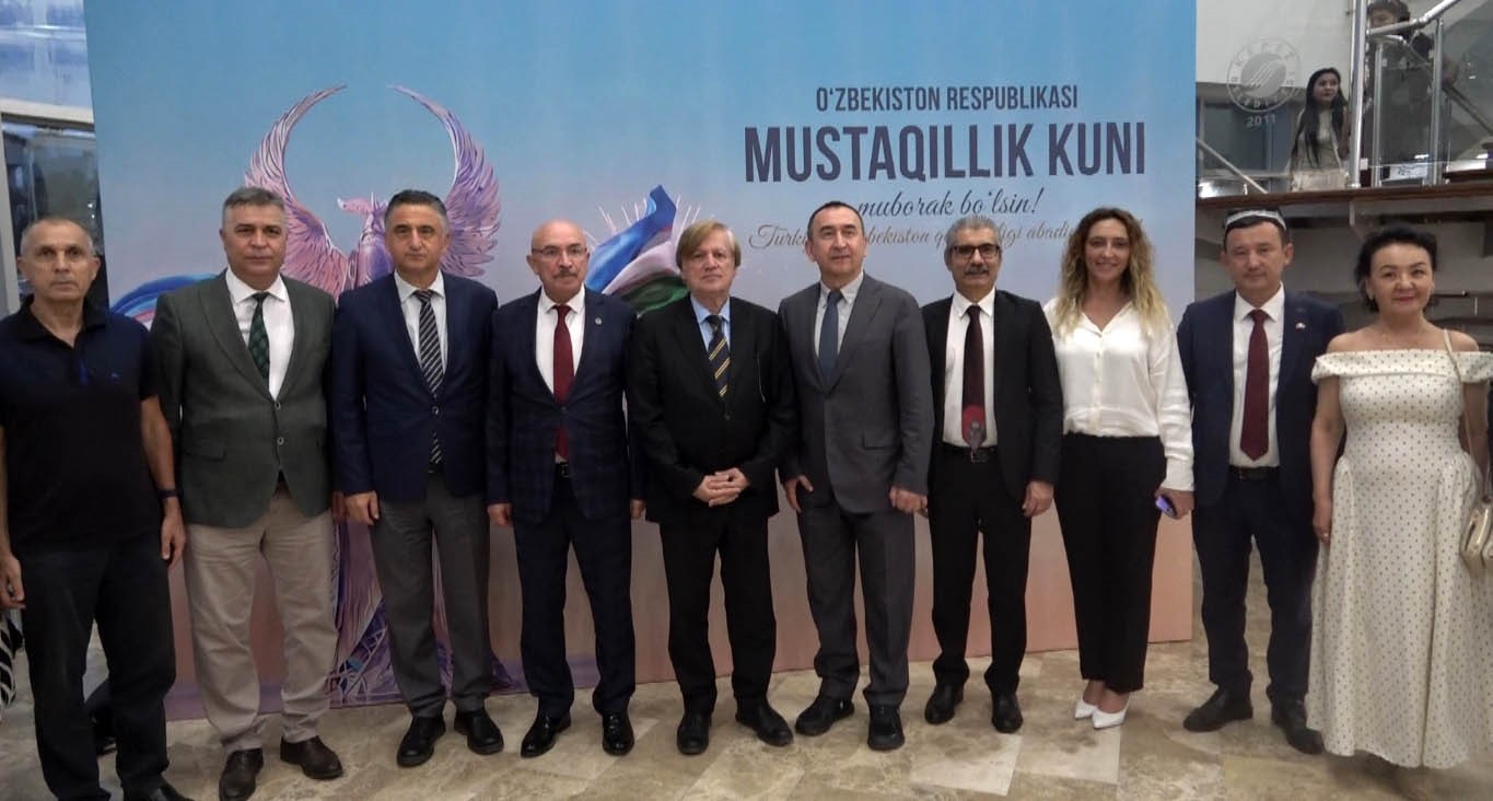 ozbekistan-in-bagimsizliginin-35-yili-antalya-da-kutlandi