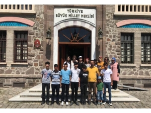 Milletvekili Erol, Elazığlı Öğrencileri Ankara’da Misafir Etti