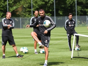 Beşiktaş Kamp Çalışmalarını Sürdürüyor