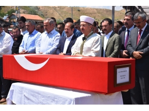 Trafik Kazasında Hayatını Kaybeden Uzman Çavuş Kırıkkale’de Toprağa Verildi