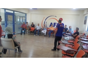 Saüdak Gönüllüleri İlk Yardımcı Eğitimi Aldı