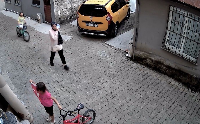 giresun-da-kucuk-nehir-in-bayrak-hassasiyeti-kamerada