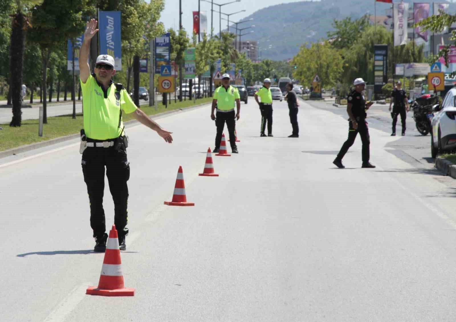 ordu-da-trafik-denetimleri-bir-haftada-17-bin-arac-ve-surucu-denetlendi