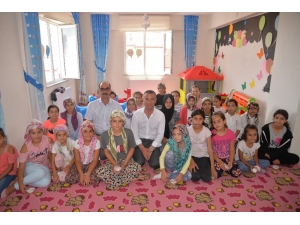 Bilecik Belediye Başkan Yardımcısı Gürses, Kur’an Kursundaki Öğrencileri Ziyaret Etti