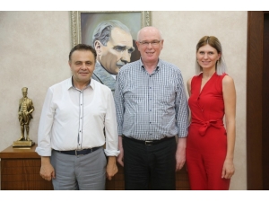 Bilecik Belediye Başkanı Semih Şahin’den Kazım Kurt’a İadeyi Ziyaret