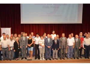 Kan Bağışçıları Ödüllendirildi