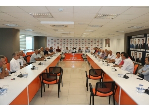 Ak Parti Samsun Teşkilatı Kurucu Teşkilatla Bir Araya Geldi