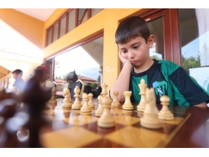 Satranç Kursları Devam Ediyor