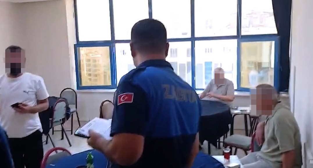 kumar-oynandigi-tespit-edilen-ruhsatsiz-is-yeri-muhurlendi