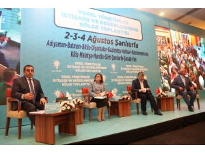 Ak Başkanlar Deneyimlerini Paylaştı