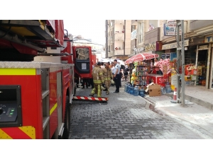 Esenyurt’ta Korkutan Yangın: 20 Kişi Kurtarıldı