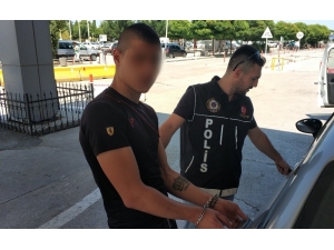 Uyuşturucu Ticaretine Gözaltı