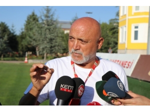Hikmet Karaman: “Lig Başlamadan Özellikle Eksik Bölgelerdeki Oyuncuları Tamamlayıp Takımın İçerisinde Adapte Etmek Zorundayız”