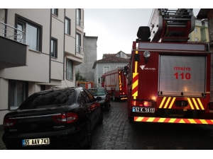 Mangal Dumanı Mahalleliyi Sokağa Döktü