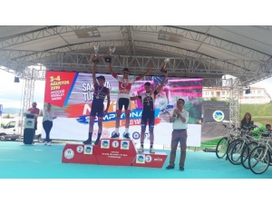 Kayserili Bisikletçiler Sakarya’dan 2 Altın, 1 Gümüş Ve 1 Bronz Madalya İle Döndü
