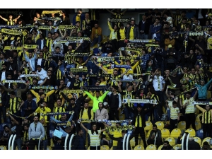 Fenerbahçe, Evinde 72 Gün Sonra Taraftarı İle Buluşuyor