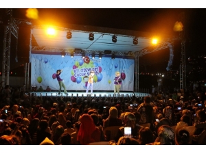 Çocuklar Bu Şenlikte Doyasıya Eğlenecek