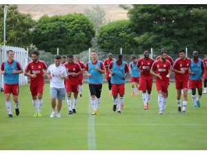 Yiğido, Beşiktaş’a Bileniyor