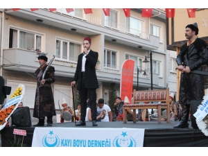 Kayı Boyu Derneği’nin Birlik Ve Beraberlik Gecesine Yoğun İlgi