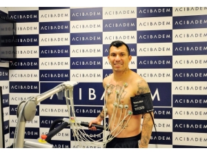 Beşiktaş’ta Gary Medel Ve Enzo Roco Sağlık Kontrolünden Geçti