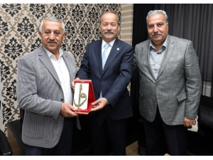 Mhp Milletvekili Taytak’tan Başkan Zeybek’e Ziyaret