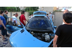 Pendik’te Beton Bariyerlere Çarpan Araç Takla Attı: 1 Yaralı