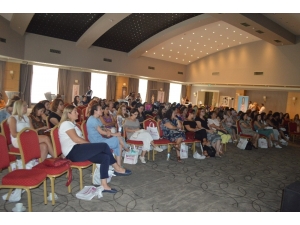 Çocuk Yetiştirmede Doğru Yöntemler Konuşuldu