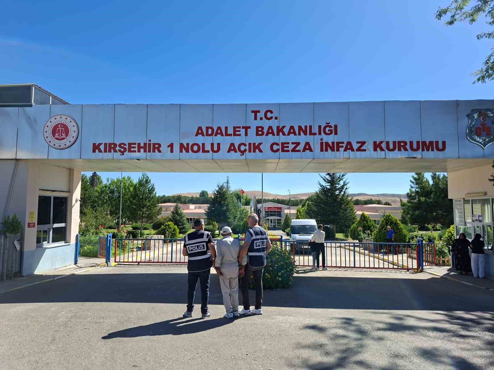 kirsehir-de-28-yil-kesinlesmis-hapis-cezasi-bulunan-kisi-yakalandi