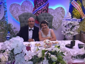 Gazeteci Burucu Dünya Evine Girdi